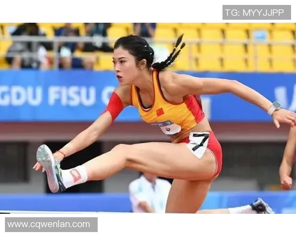 重庆羽毛球队在洲际杯积分榜上以83分稳居第一名展现强劲实力